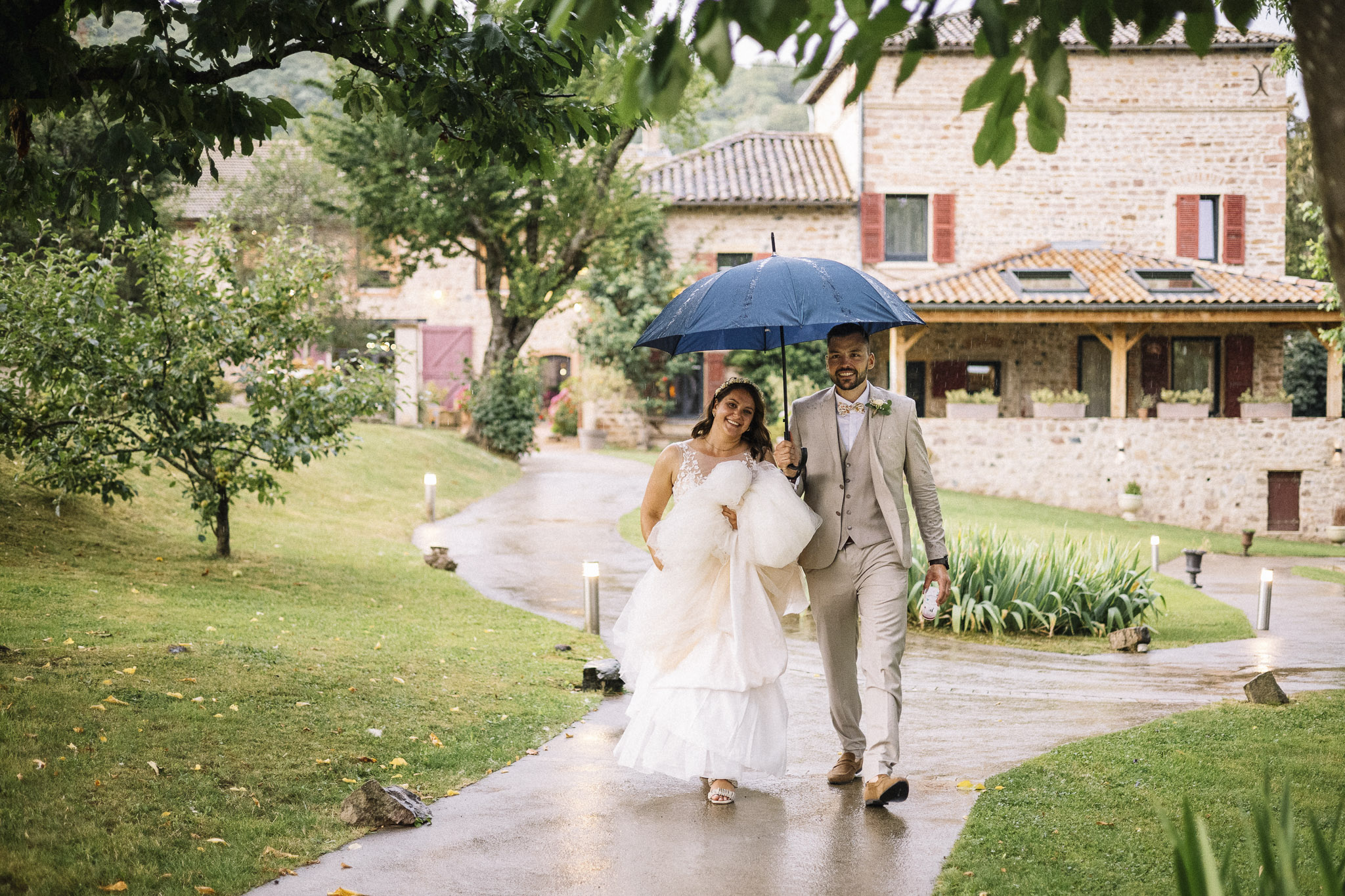 Photo de mariage sous la pluie-2 Photo de mariage sous la pluie
